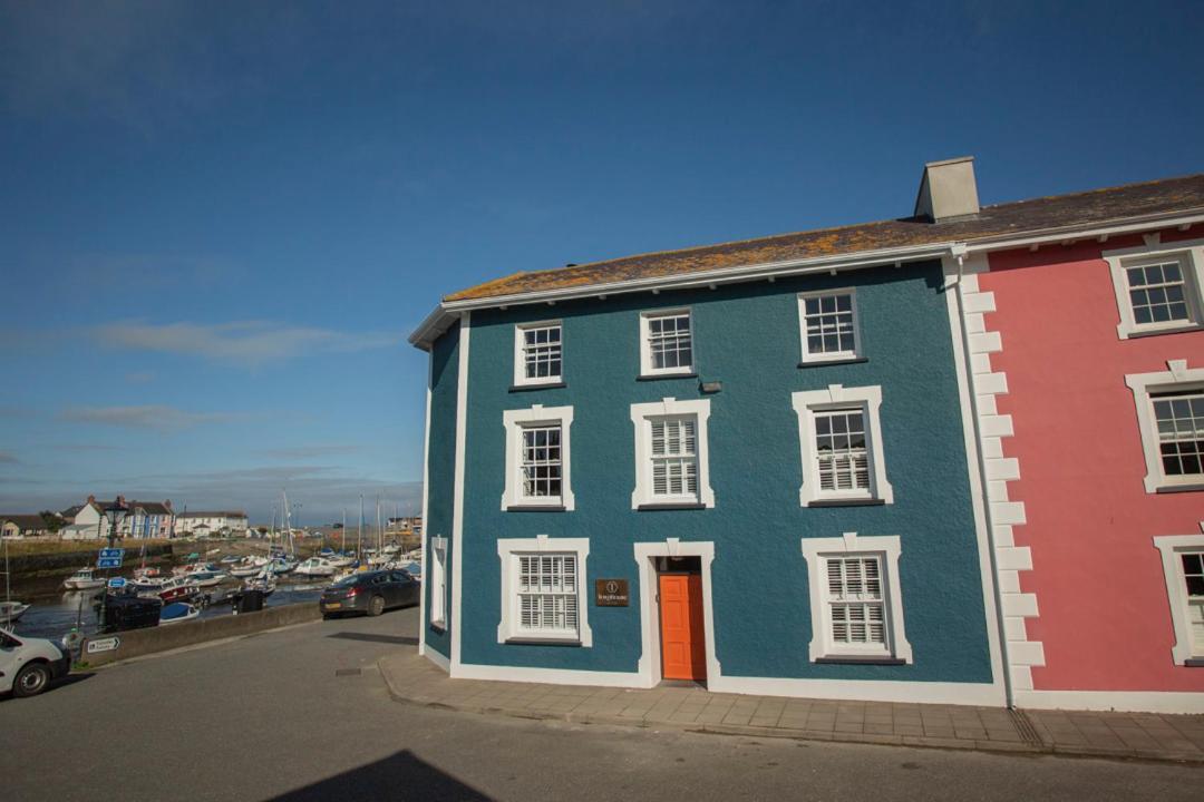 Hive Townhouse * Aberaeron