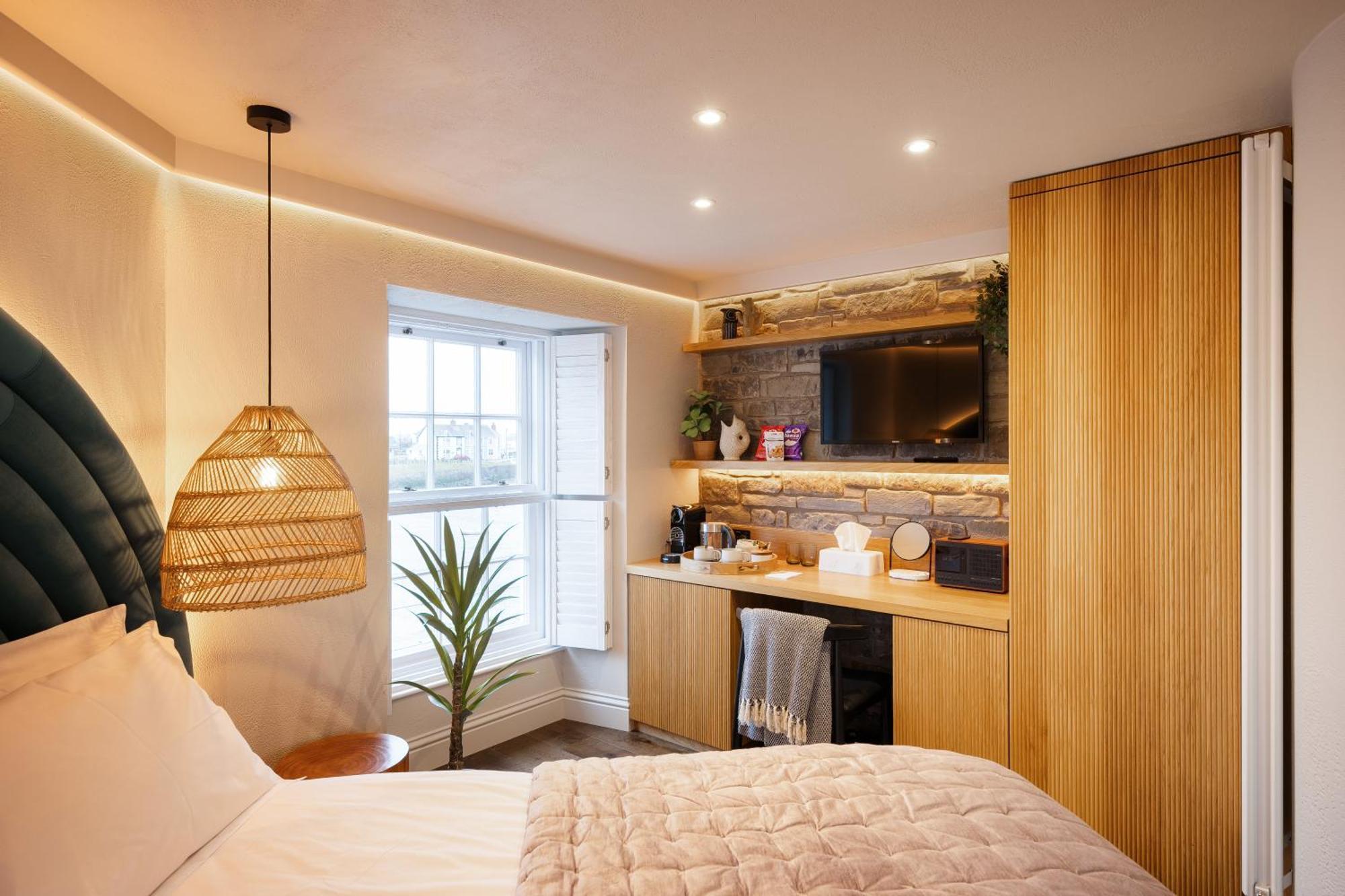 Hive Townhouse Hotel Aberaeron